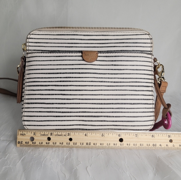 Fossil Sydney double zippered black & white crossbody purse tan strap - Picture 7 of 9